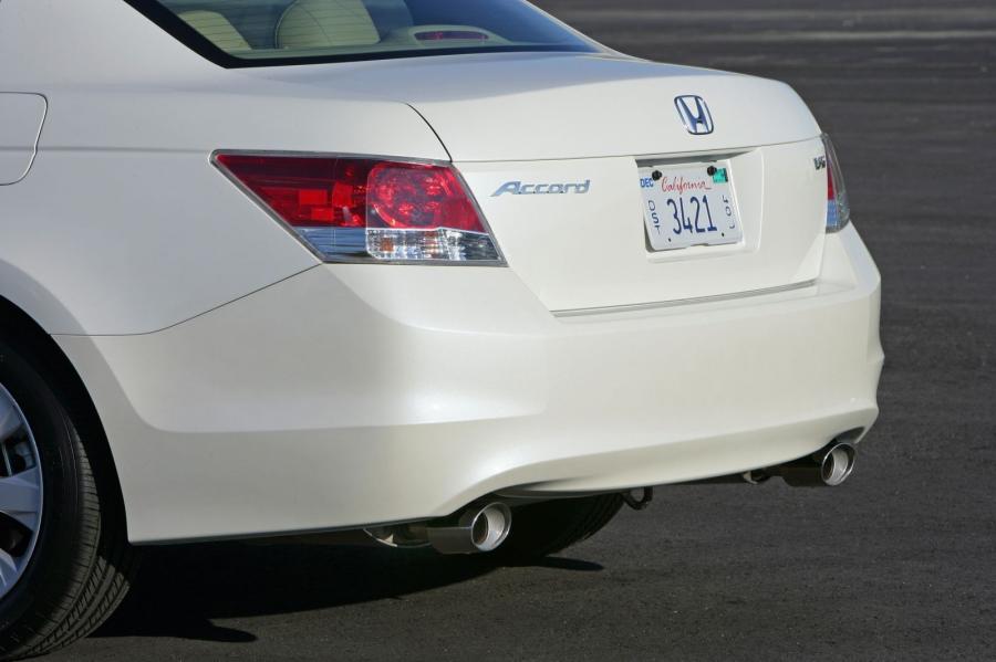  Honda Accord 2008 года  (US) (фото 23 из 47)
